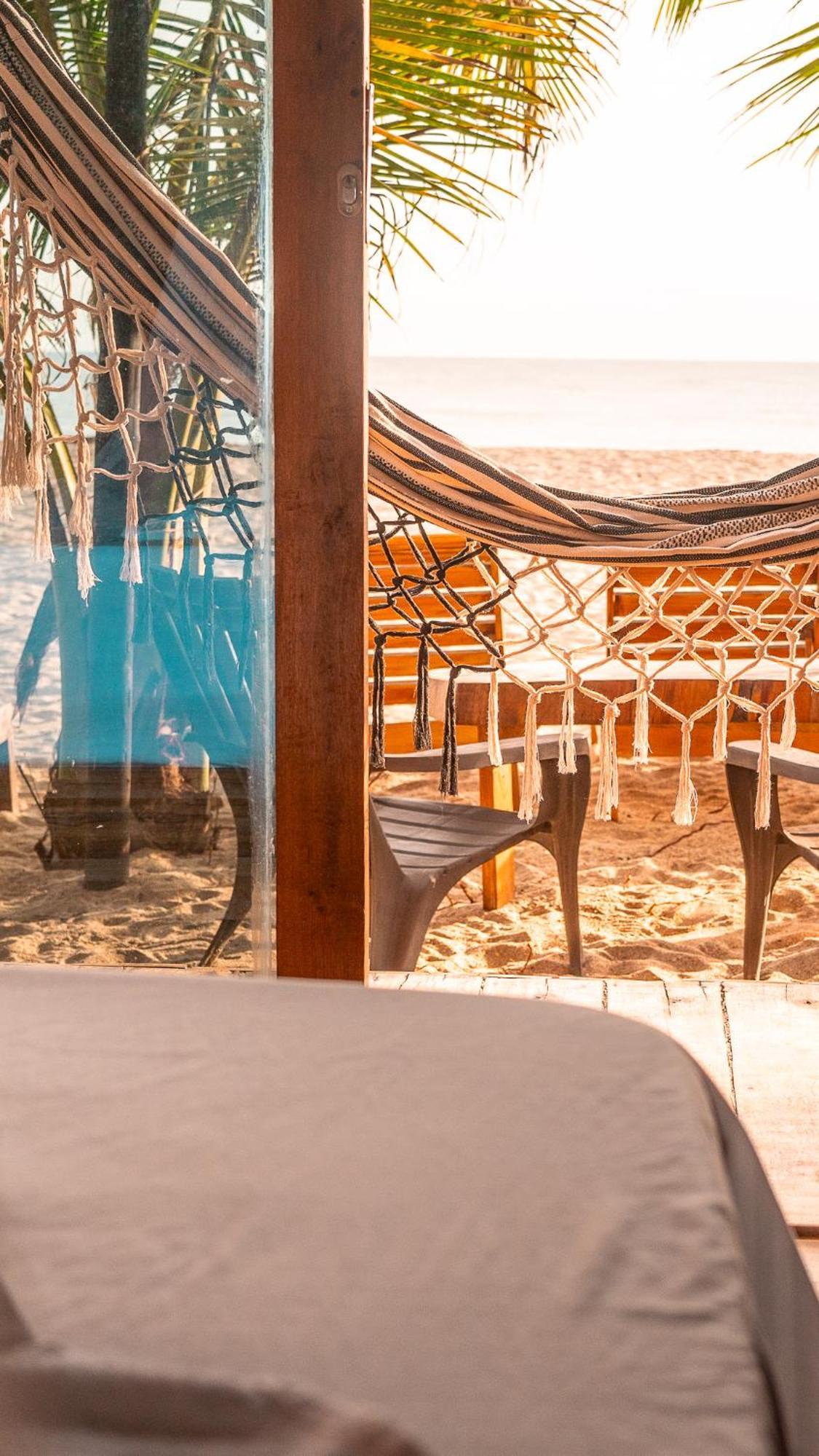 The Mompe Beach Hostal La Poza Eksteriør bilde