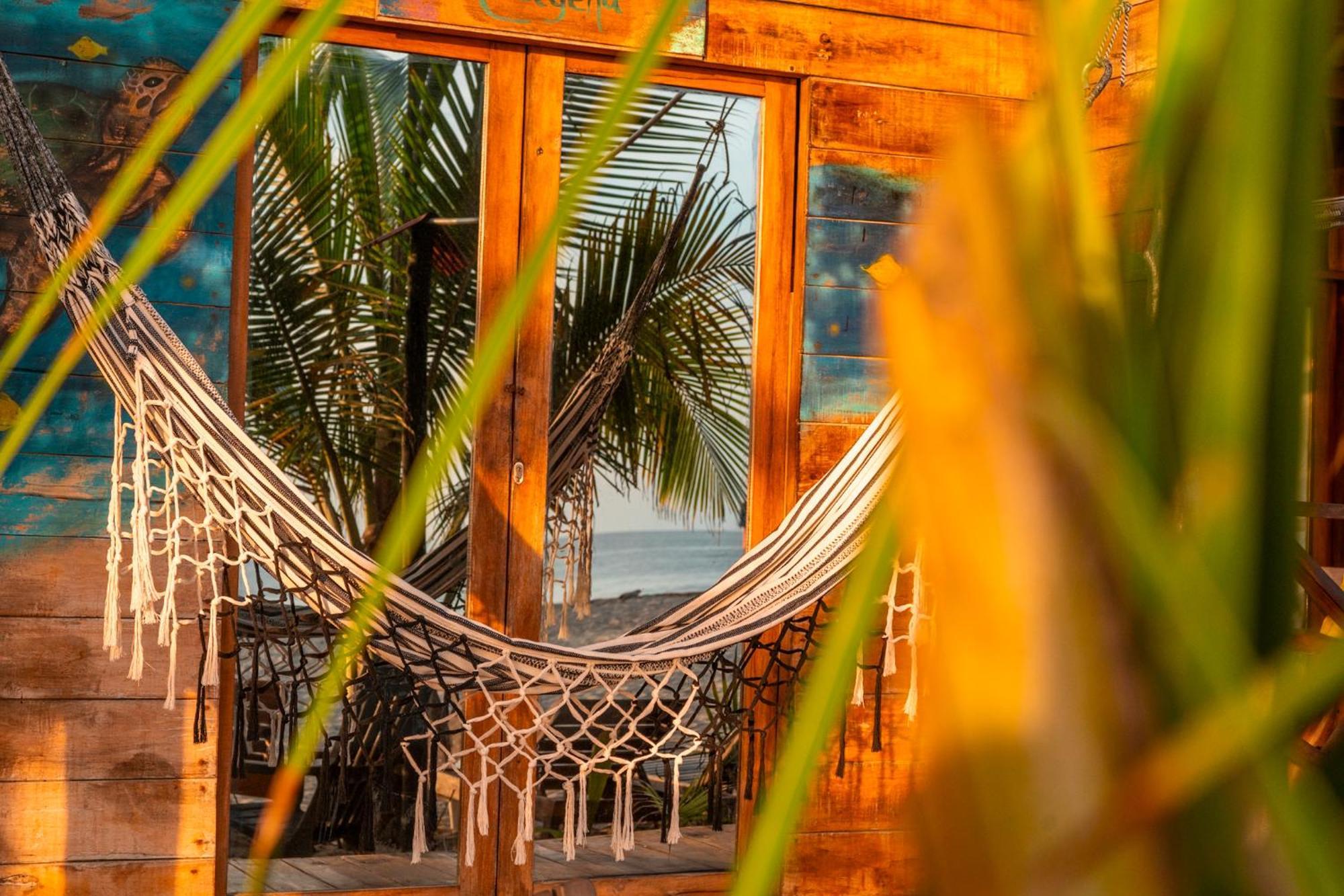 The Mompe Beach Hostal La Poza Eksteriør bilde