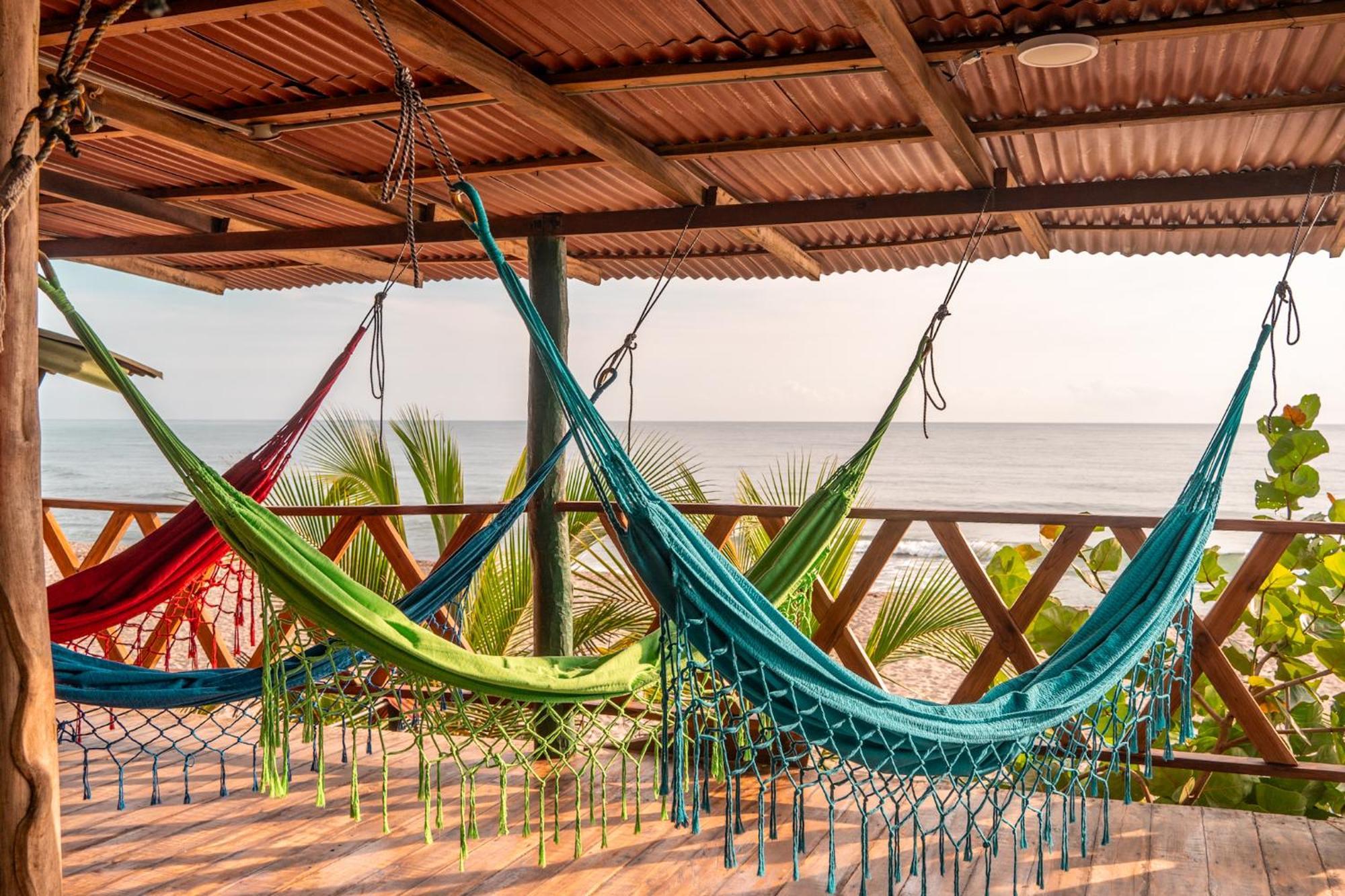 The Mompe Beach Hostal La Poza Eksteriør bilde